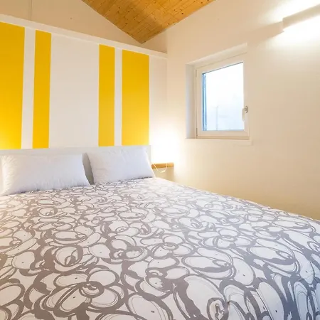 Achillea Apartment